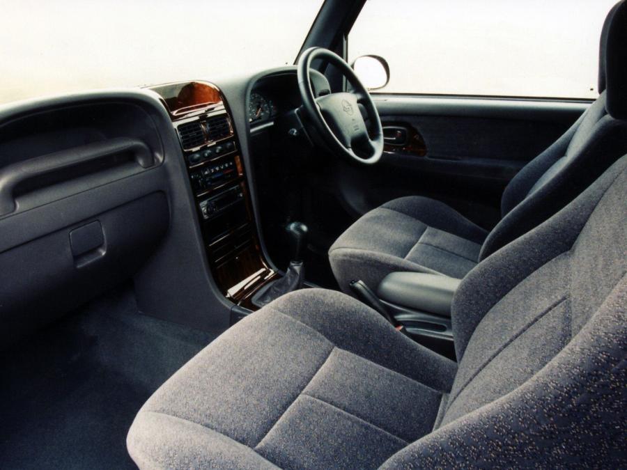  Daewoo Korando 1999 года  (UK) (фото 3 из 5)